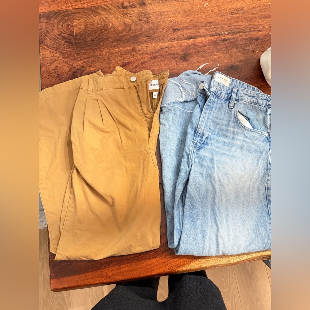 2 pairs of frame straight legs jeans